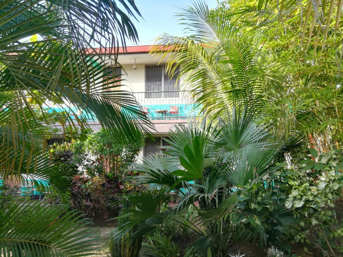 Hostal Harvest House Леон Экстерьер фото