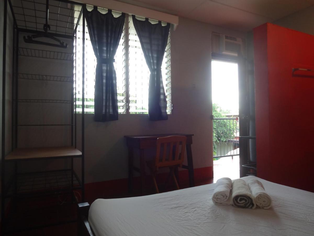 Hostal Harvest House Леон Экстерьер фото