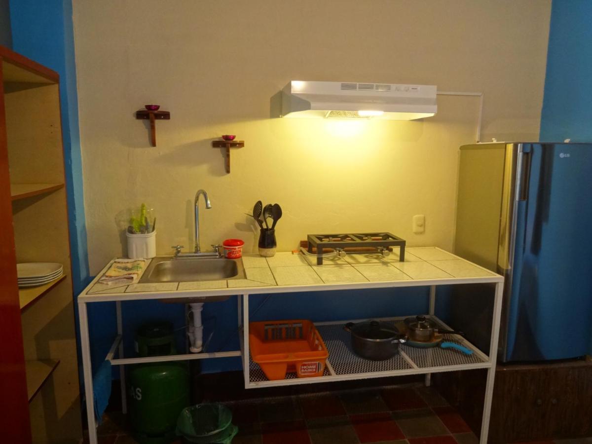 Hostal Harvest House Леон Экстерьер фото