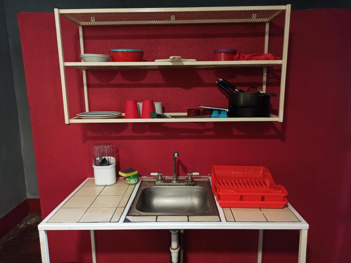Hostal Harvest House Леон Экстерьер фото