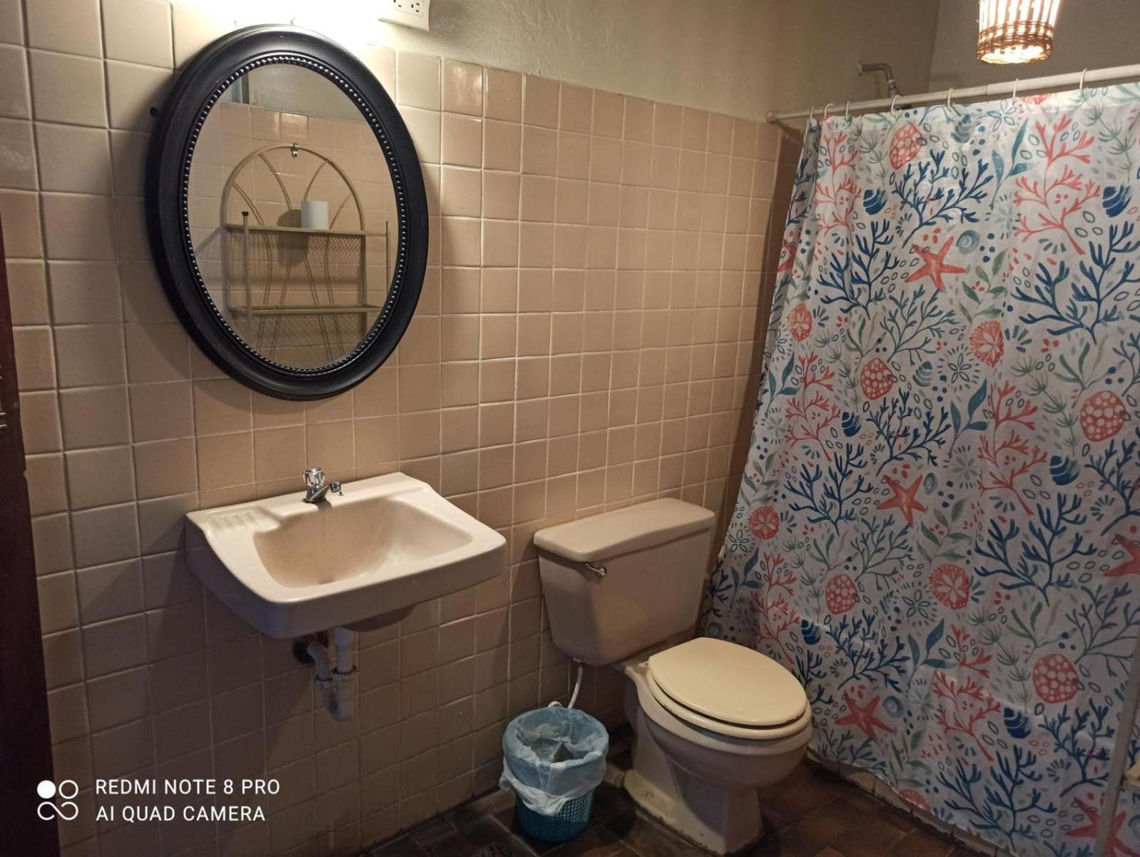 Hostal Harvest House Леон Экстерьер фото